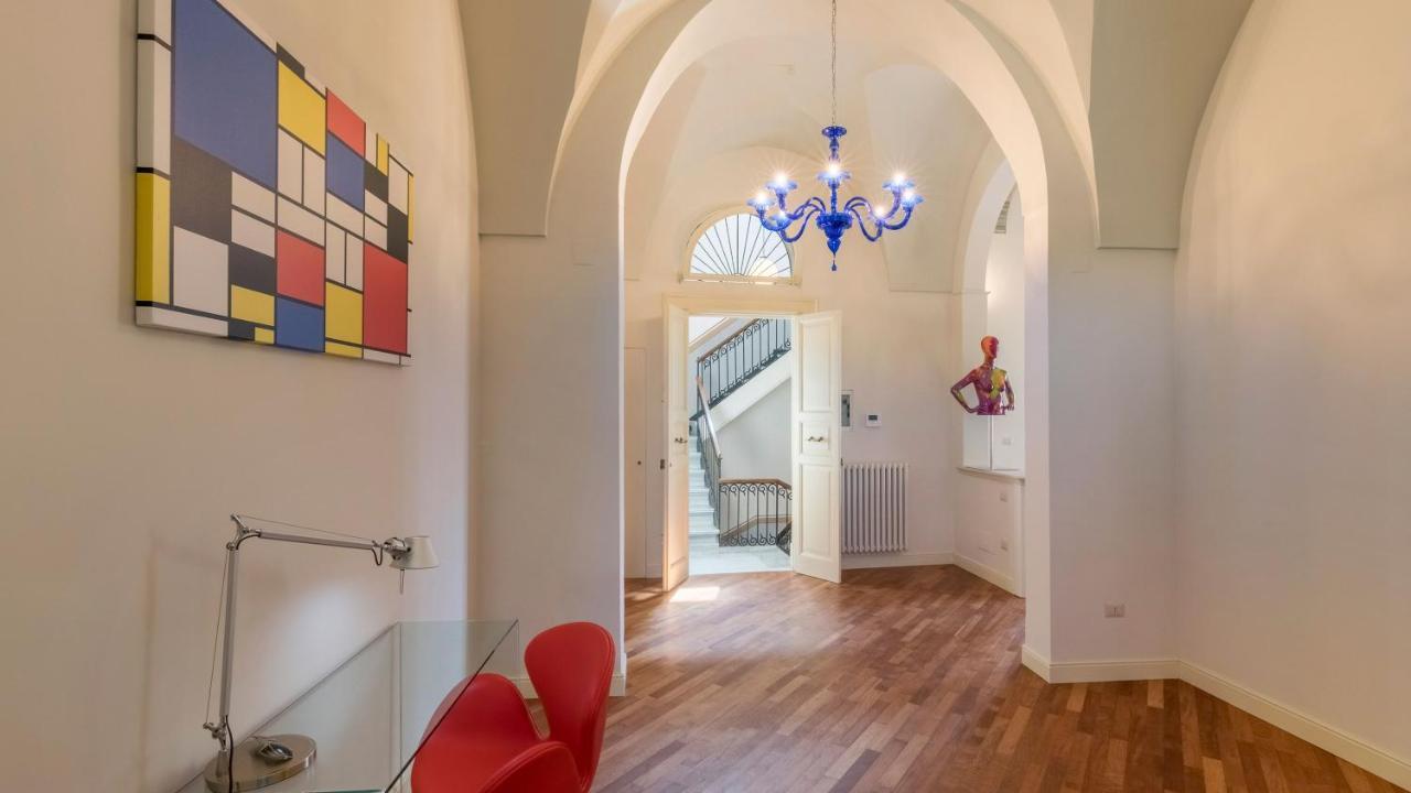 Apartamento Palazzo Acquaviva - Il Giardino Sospeso Lecce Exterior foto